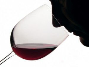 葡萄酒的14种香气的探析之一1.jpg